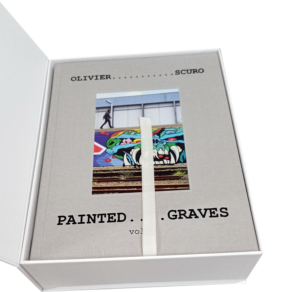 Painted Graves Box set (signed Edition) – Publikat Press